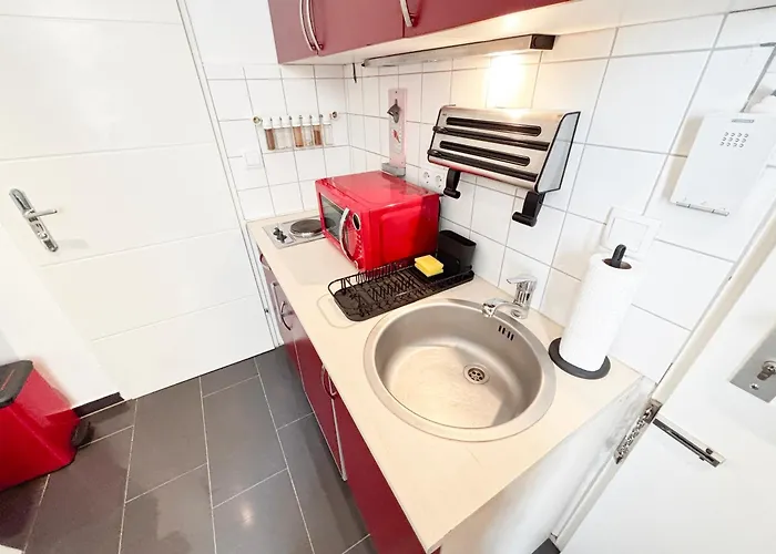 Apartamento King Bed & Kitchen - Near Prater, No Elevator 4th Floor *
